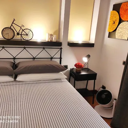Phoenix House Apartment Neapel
